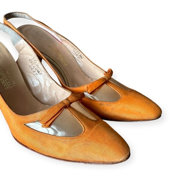 Vintage Saks Fifth Avenue Slingback Heels | Orange Pink Satin | Clear Vinyl Inse - Picture 6 of 14